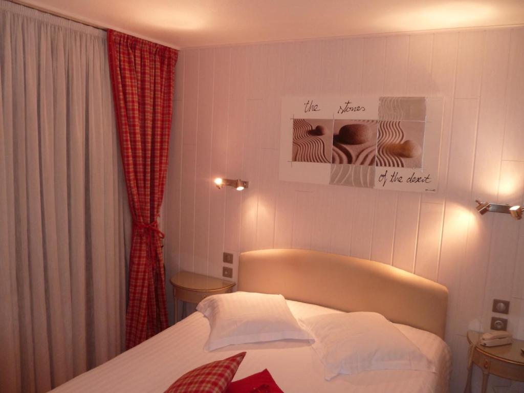 Hotel Restaurant Les Pins logis Haguenau Chambre photo