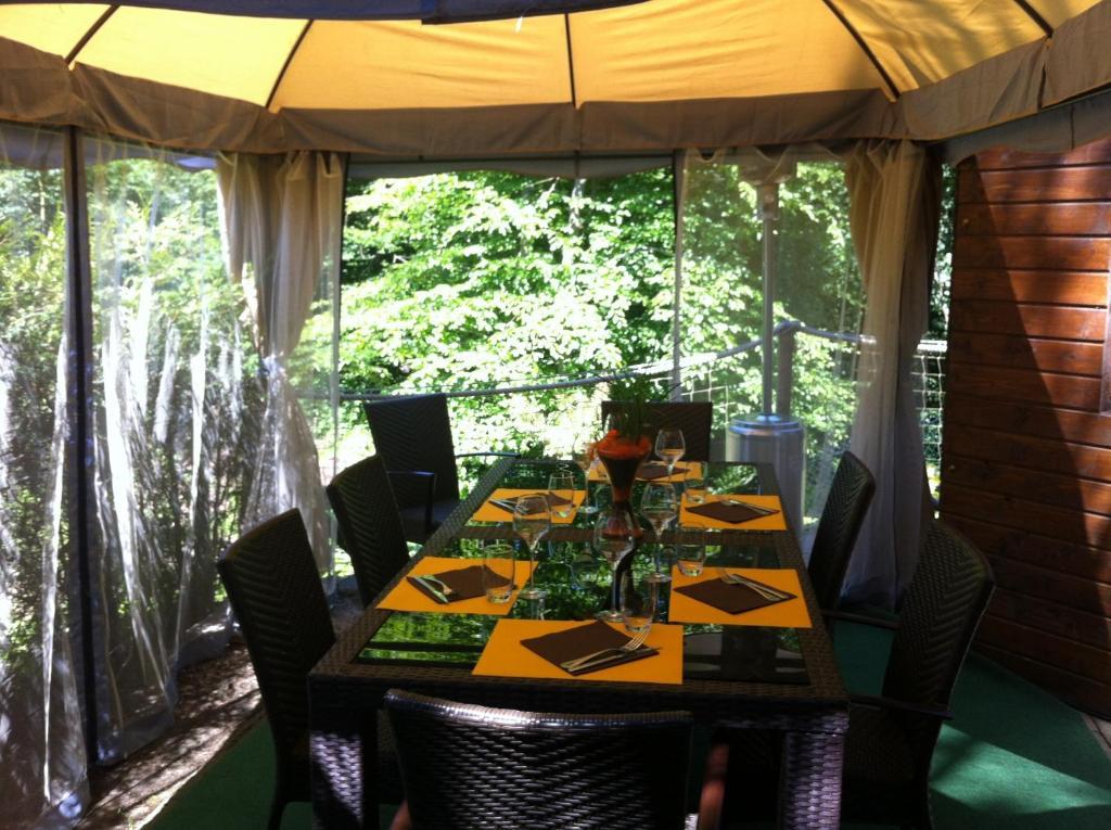 Hotel Restaurant Les Pins logis Haguenau Extérieur photo